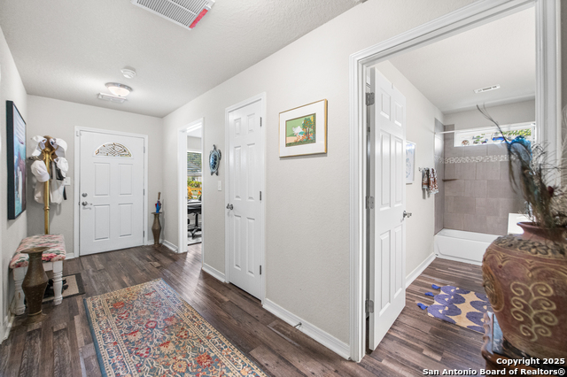 Image 24 of 36 For 420 Belmont  