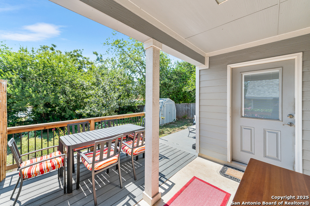 Image 28 of 36 For 420 Belmont  