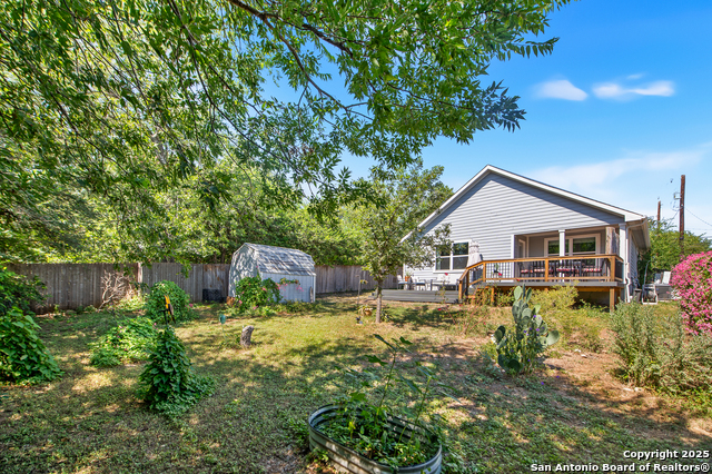 Image 33 of 36 For 420 Belmont  