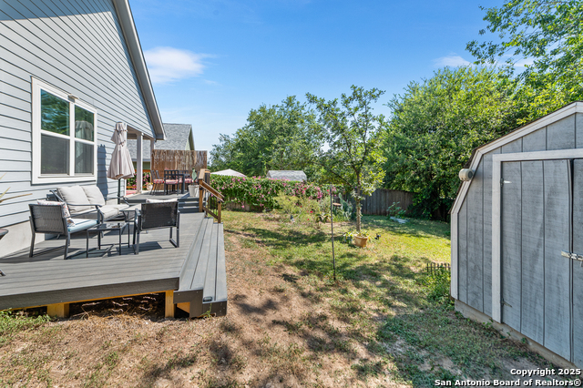 Image 34 of 36 For 420 Belmont  