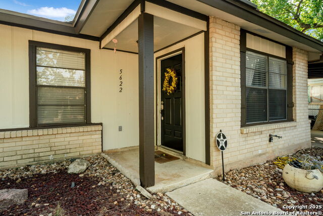 Image 2 of 26 For 5622 Rushhill