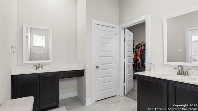 Image 13 of 25 For 5606 Holly Hollow