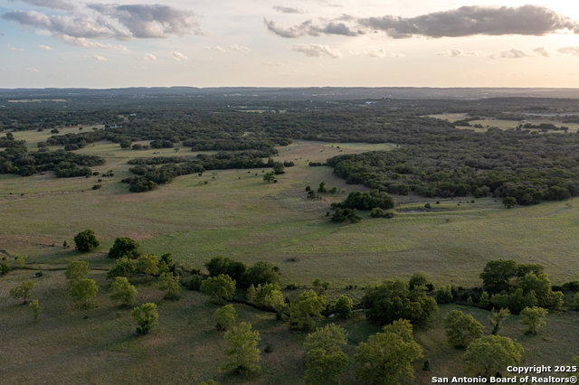 Listing photo id 2 for 222 Laughing Dog