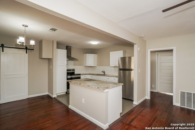 Image 4 of 15 For 1639 Gorman  