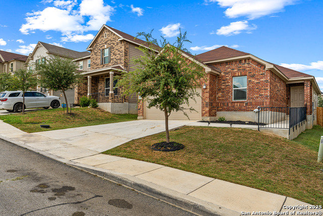 Listing photo id 0 for 11221 Amberina