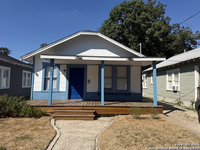 Details for 553 Barrett  A, San Antonio, TX 78225
