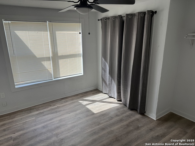 Image 2 of 5 For 553 Barrett  A