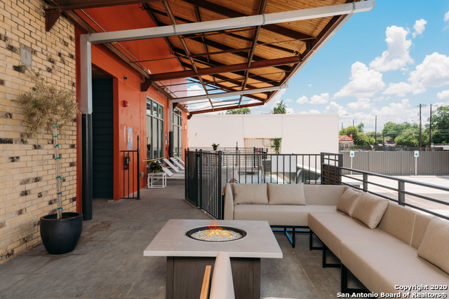 Image 4 of 21 For 210 Peden W 113