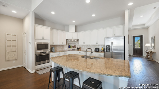 Listing photo id 8 for 1125 Limestone