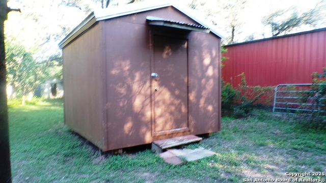 Image 11 of 34 For 1036 Hilltop Rd