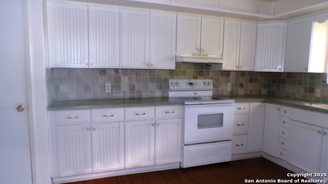 Image 20 of 34 For 1036 Hilltop Rd