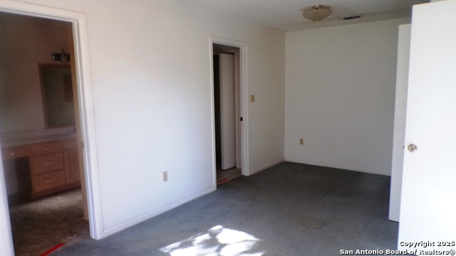 Image 23 of 34 For 1036 Hilltop Rd