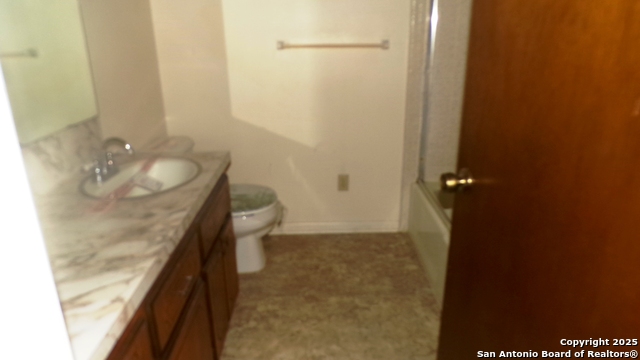 Image 28 of 34 For 1036 Hilltop Rd