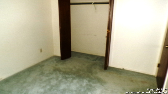 Image 30 of 34 For 1036 Hilltop Rd