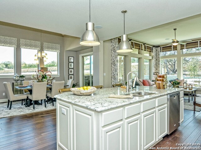 Image 4 of 21 For 11737 Hackford