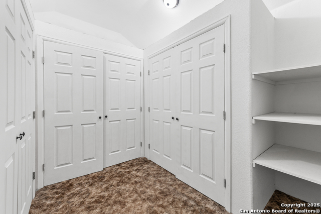 Image 20 of 25 For 8907 Silver Bow