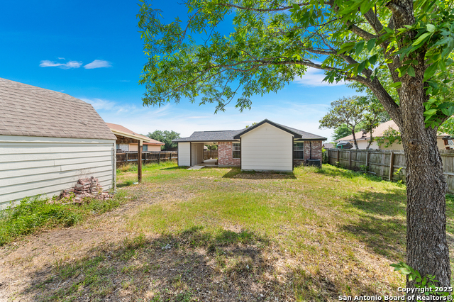 Image 24 of 25 For 8907 Silver Bow