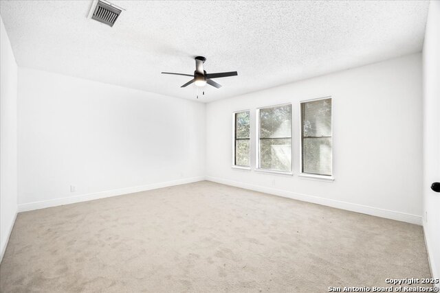 Image 32 of 42 For 7093 Rimwood