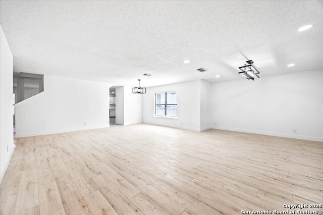 Image 6 of 42 For 7093 Rimwood