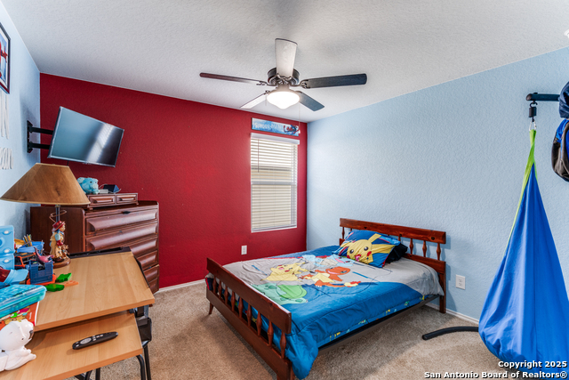 Listing photo id 19 for 816 Indigo Way