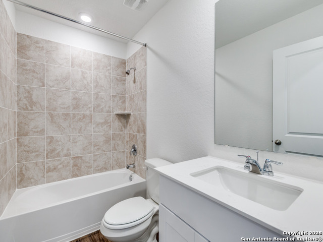 Image 10 of 18 For 13928 Sandstone Pass