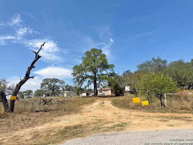 Details for 219 Johnny , Poteet, TX 78065