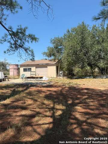 Image 8 of 10 For 219 Johnny  