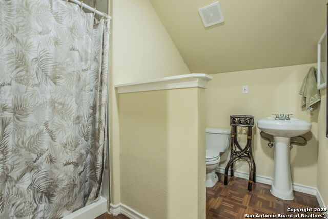 Image 18 of 32 For 1994 Lakeview