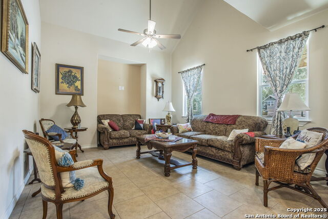 Image 2 of 32 For 1994 Lakeview