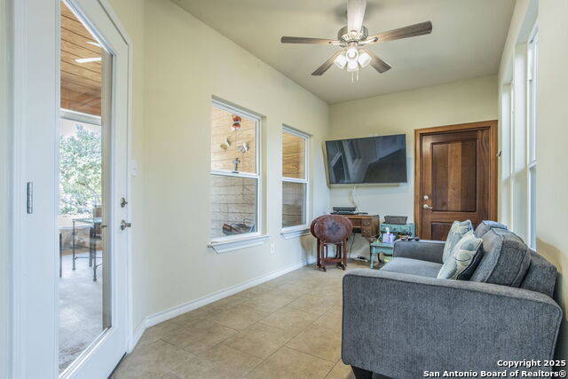 Image 8 of 32 For 1994 Lakeview