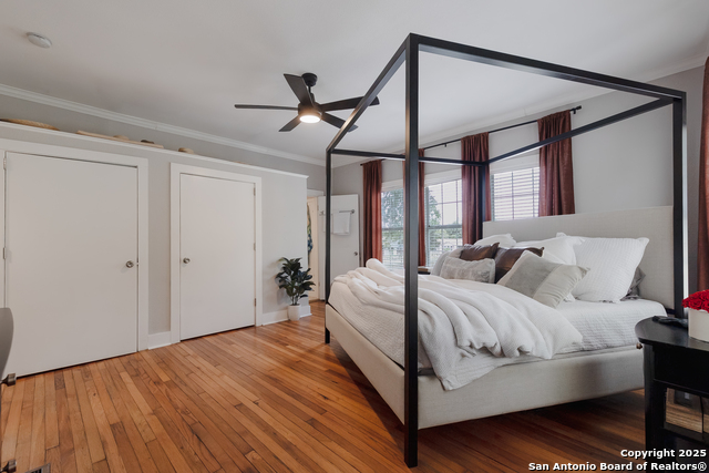 Image 16 of 35 For 517 Hollywood W