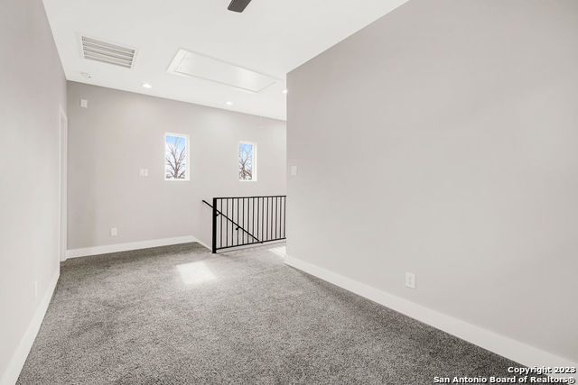 Image 21 of 30 For 1910 Houston St - Bldg.4 E