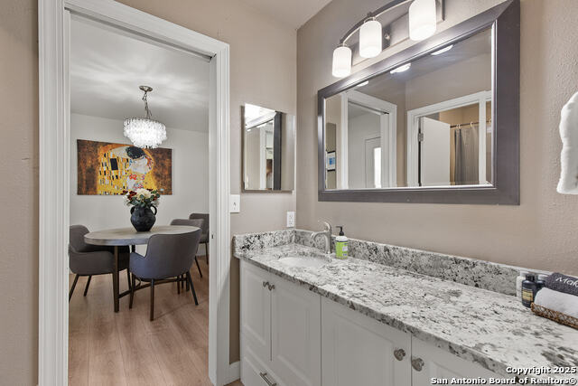 Image 10 of 30 For 2263 Regency Pt