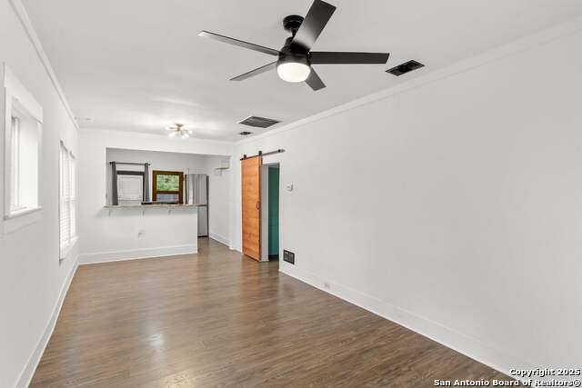 Image 12 of 17 For 1614 Palmetto Ave N