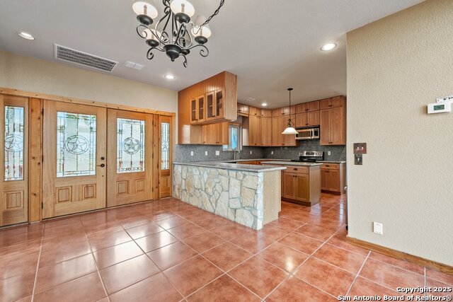 Image 17 of 38 For 1174 Highland Terrace
