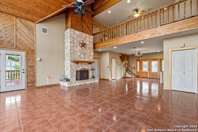 Image 4 of 38 For 1174 Highland Terrace