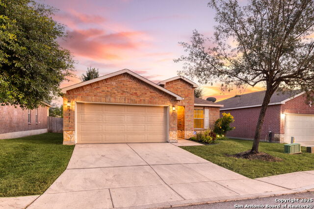 Image 2 of 29 For 27223 Lasso Bend