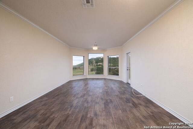 Listing photo id 11 for 20 Tapatio  205