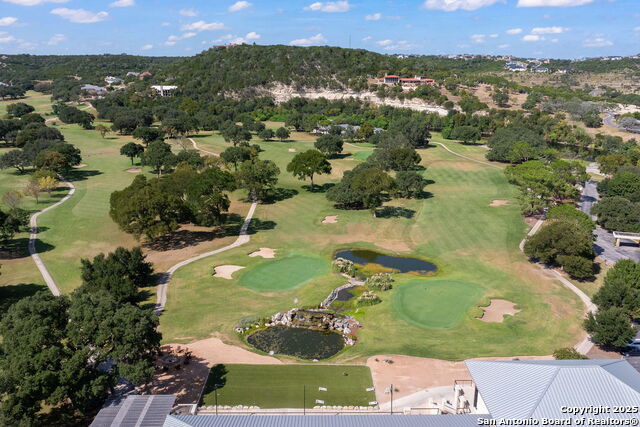 Listing photo id 40 for 20 Tapatio  205