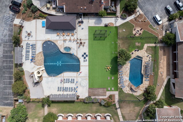 Listing photo id 48 for 20 Tapatio  205