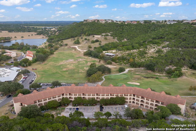 Listing photo id 6 for 20 Tapatio  205