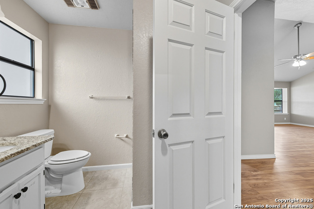 Image 25 of 44 For 706 Sunrise