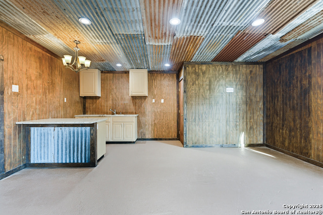 Image 34 of 44 For 706 Sunrise