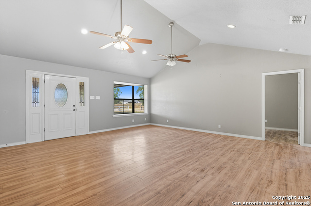 Image 7 of 44 For 706 Sunrise