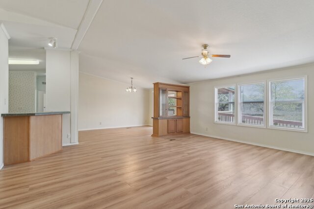 Listing photo id 15 for 609 County Road 785