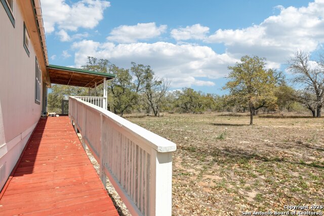 Listing photo id 43 for 609 County Road 785