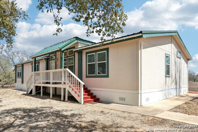 Listing photo id 20 for 609 County Road 785