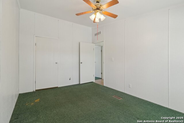 Listing photo id 49 for 609 County Road 785