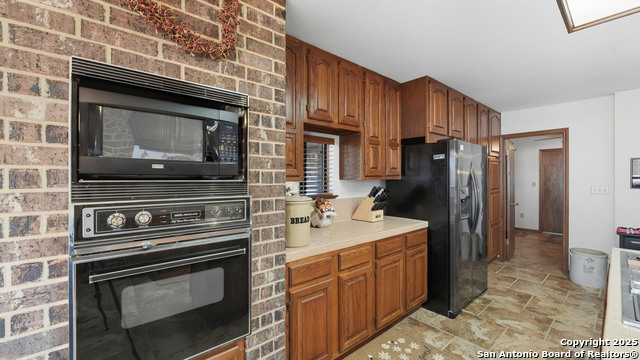 Image 23 of 48 For 400 Person W