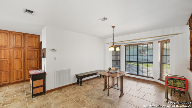 Image 33 of 48 For 400 Person W